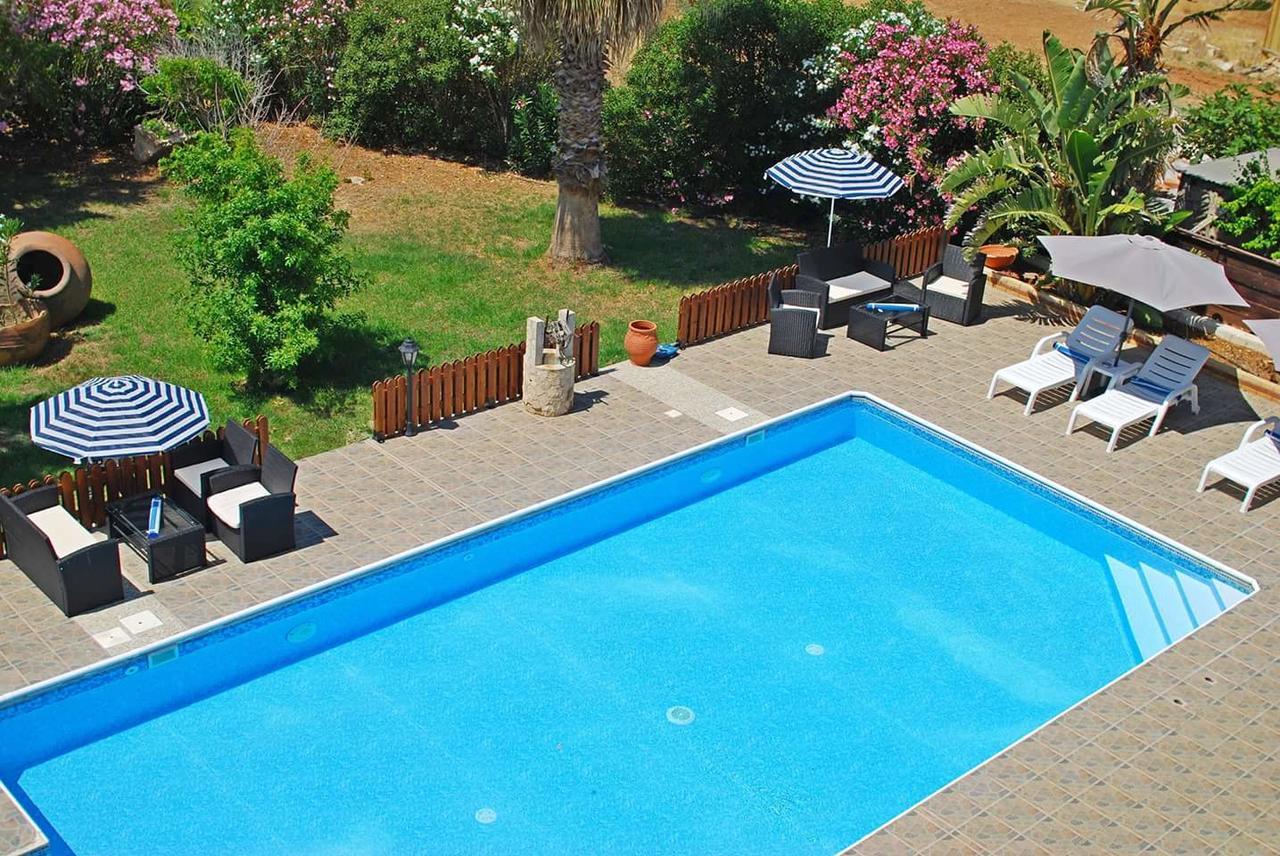 Kanalli Apartments Pomos Habitación foto